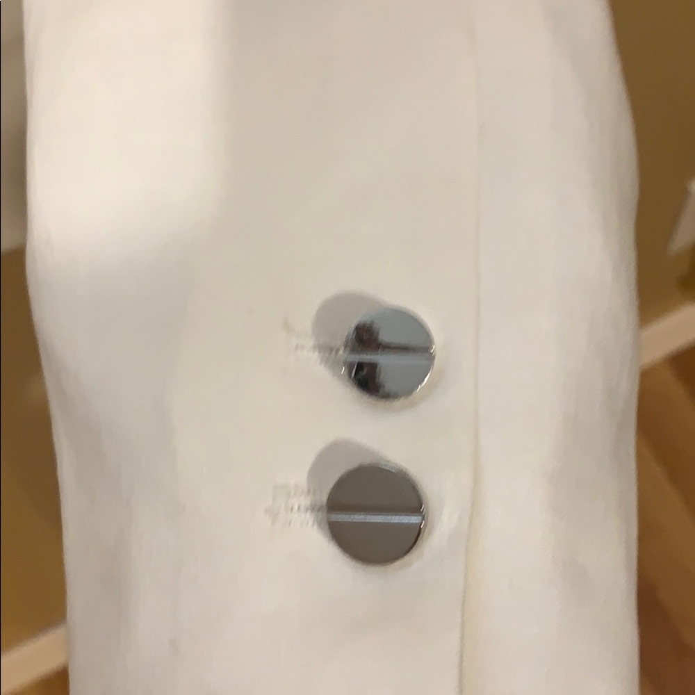 White blazer - Picture 4 of 5